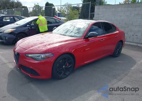 2020 Alfa Romeo Giulia Sport Rwd из США, поврежденный, VIN ZARFAMAN9L7626852